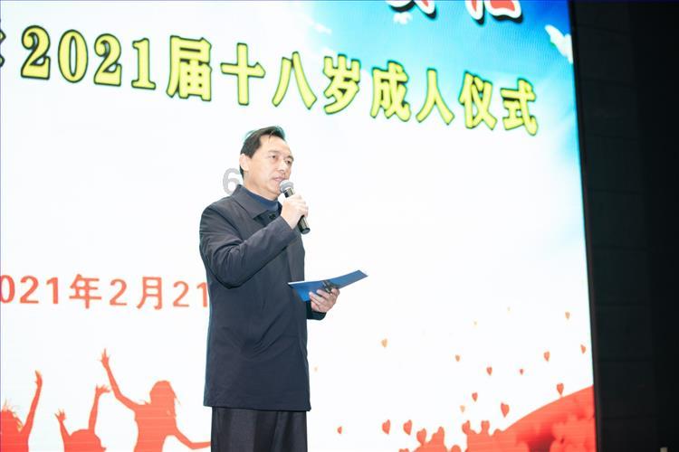 逃离无人的学校